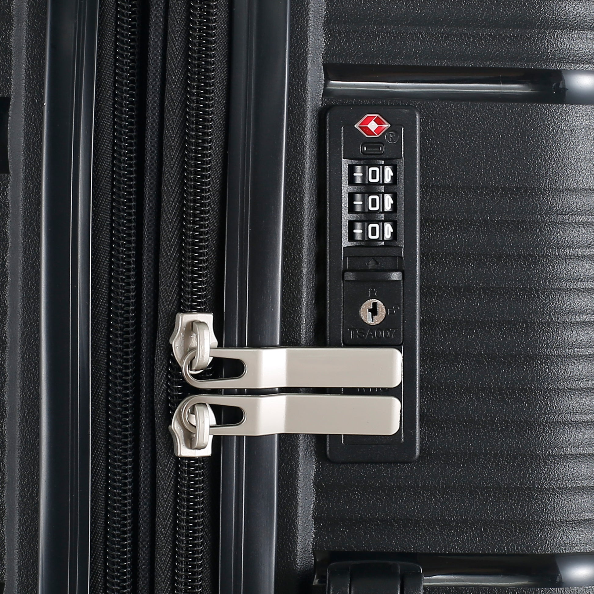 4-Piece Luggage Set | PP Material | Hard Shell Expandable | 8 Spinner Wheels | Telescopic Handle | Anti-Theft Zippers